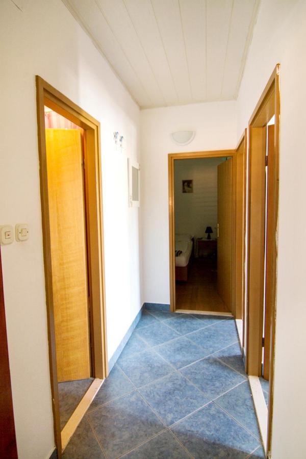 Apartment Stomorska 8650A Buitenkant foto